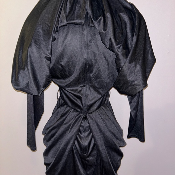 70s Vintage Black Villain Cape Dress - Picture 6 of 7